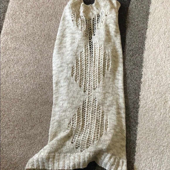 Sweater - Picture 3 of 4